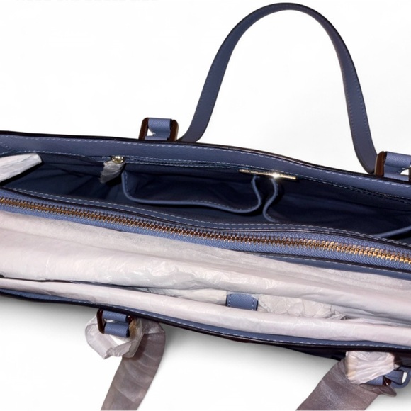 🌟 NWT Tory Burch Robinson Tote Bluewood Saffiano Leather + Dust Bag - Picture 6 of 10